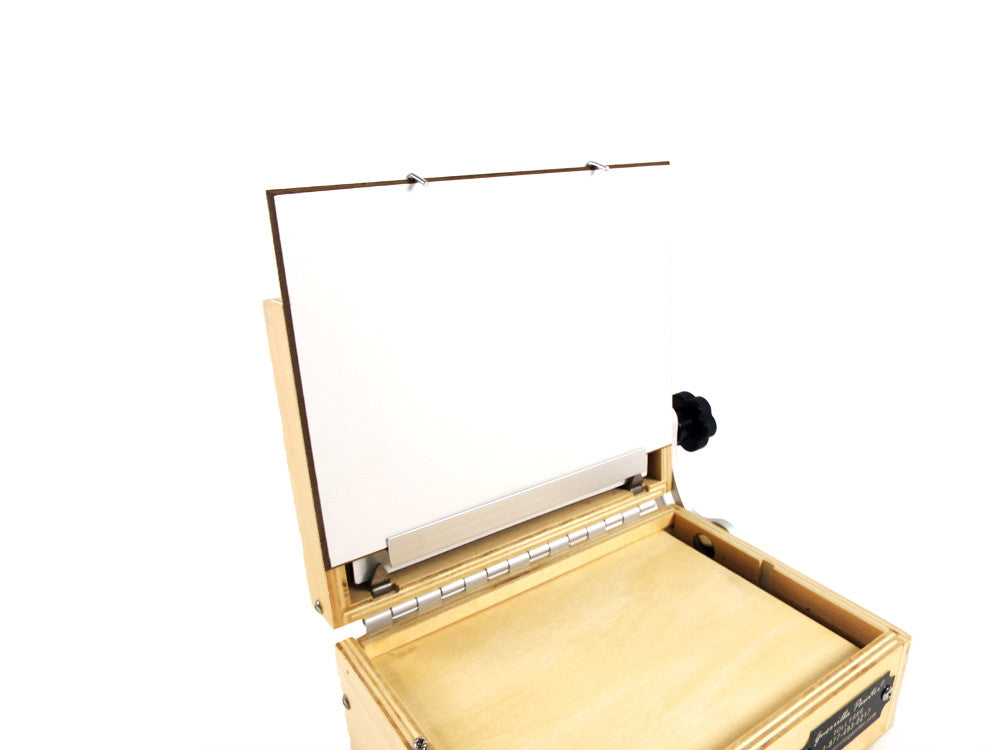 Guerrilla Painter® 5x7 Slip-in Easel for the Pocket Box™ - Judsons